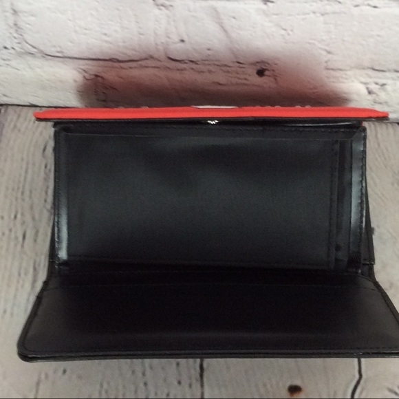 NCAA Gameday NC State GO WOLFPACK Tri-Fold Wallet - Picture 7 of 11